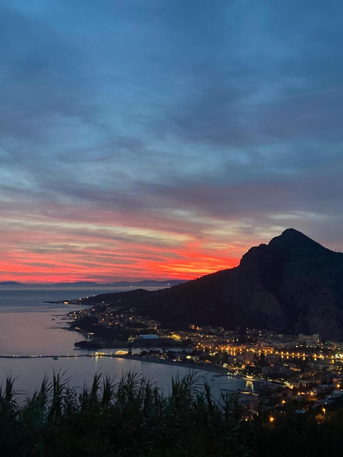 Apartment Ivana Borak Omiš Dış mekan fotoğraf